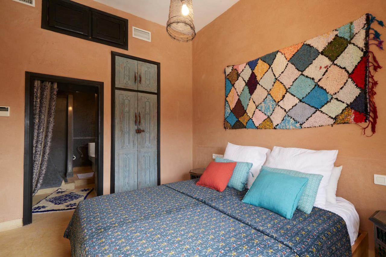Kasbah Flilou Hotel Ait Ougliff Exterior photo