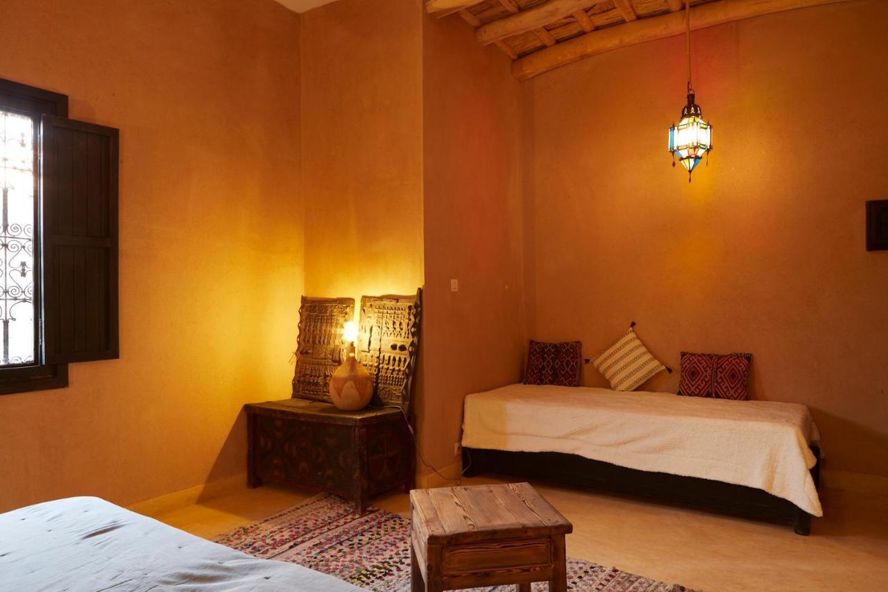 Kasbah Flilou Hotel Ait Ougliff Exterior photo